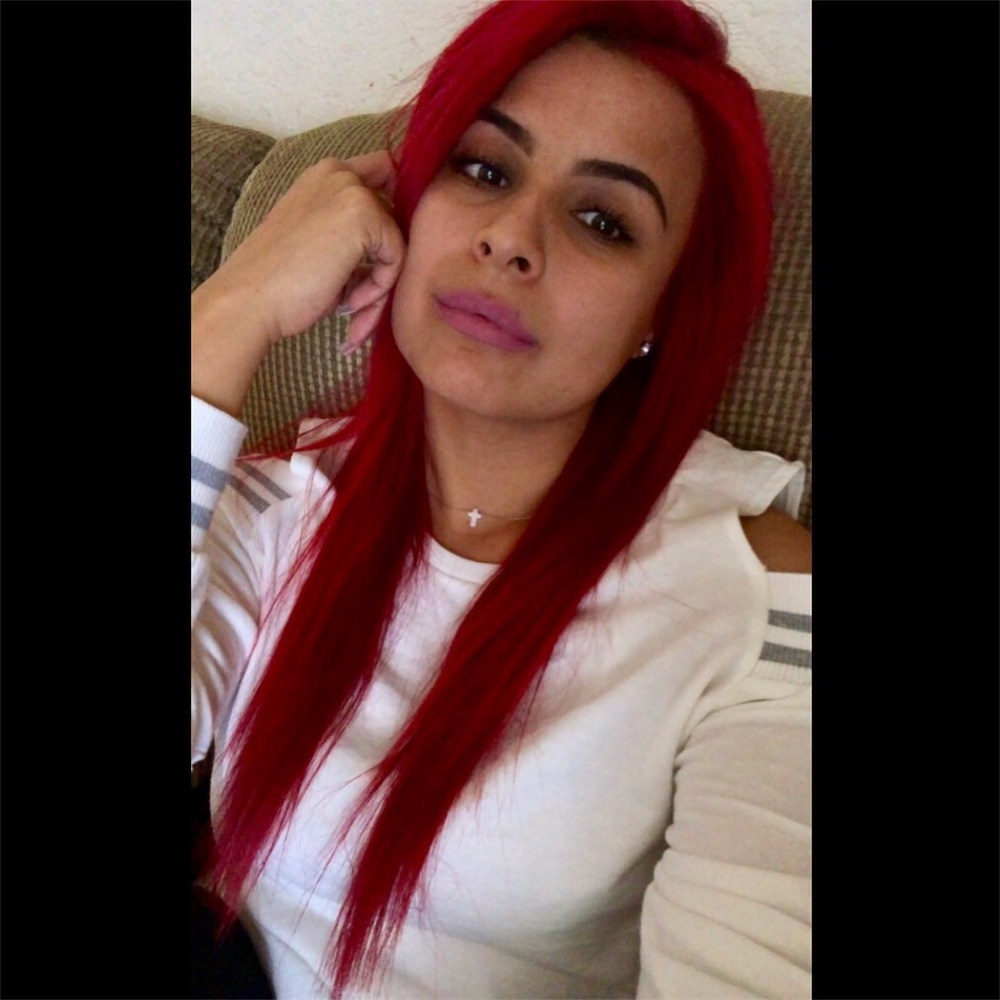 Meet your Posher, Victoria